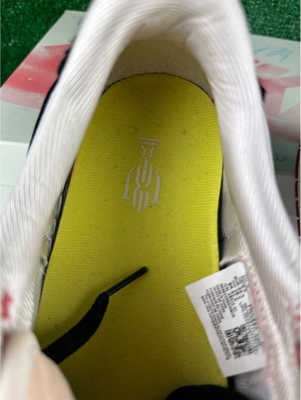 Trophy Room x Air Jordan 1 Retro OG SP Low Rookie Card Away - Picture 7 of 10